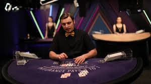 Tampilan turnamen Texas Poker dengan leaderboard dan hadiah di fungame 777